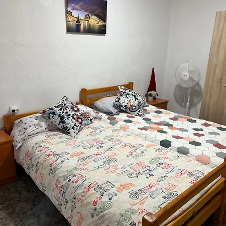 Apartment Comodo Cerca Del Metro Y De La Feria Valencia Paterna