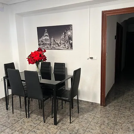 Comodo Cerca Del Metro Y De La Feria Valencia Apartment Paterna