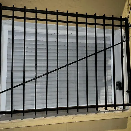 Comodo Cerca Del Metro Y De La Feria Valencia 帕特纳