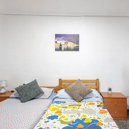 Apartamento Cómodo Cerca Del Metro Y De La Feria Valencia Paterna