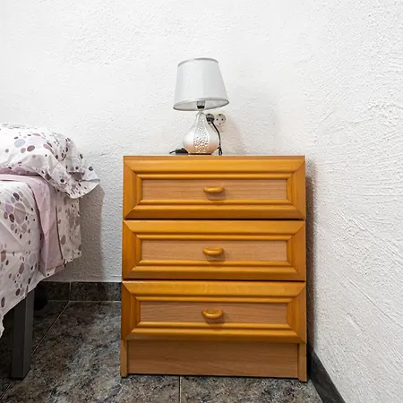 Cómodo Cerca Del Metro Y De La Feria Valencia Apartamento