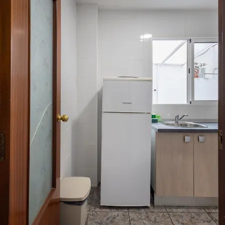 公寓 Comodo Cerca Del Metro Y De La Feria Valencia *